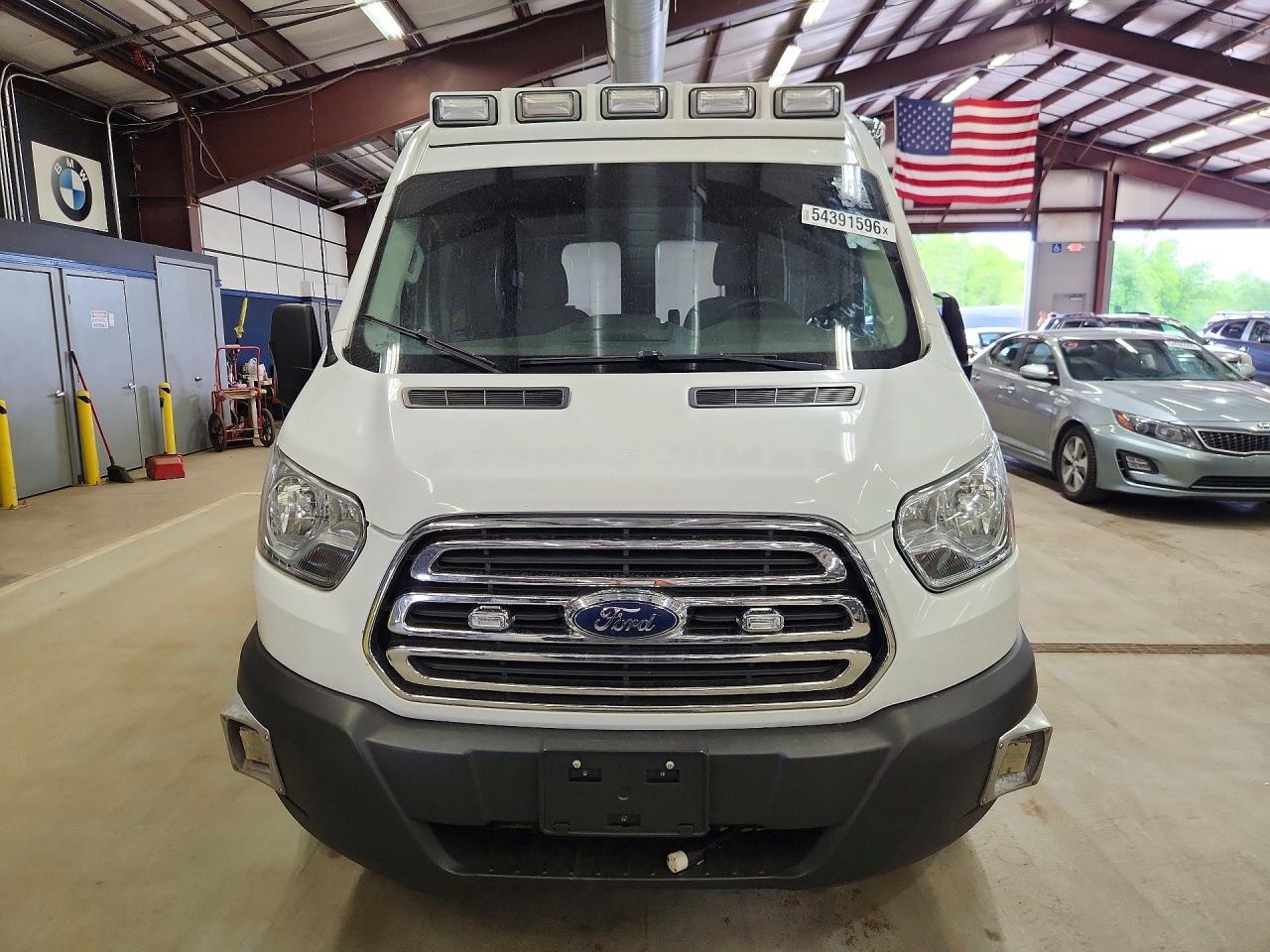 2015 Ford Transit, T-250