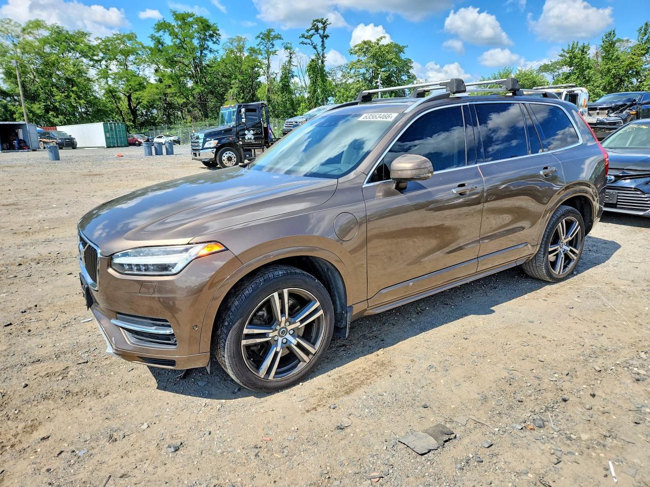 2016 Volvo XC90, T8