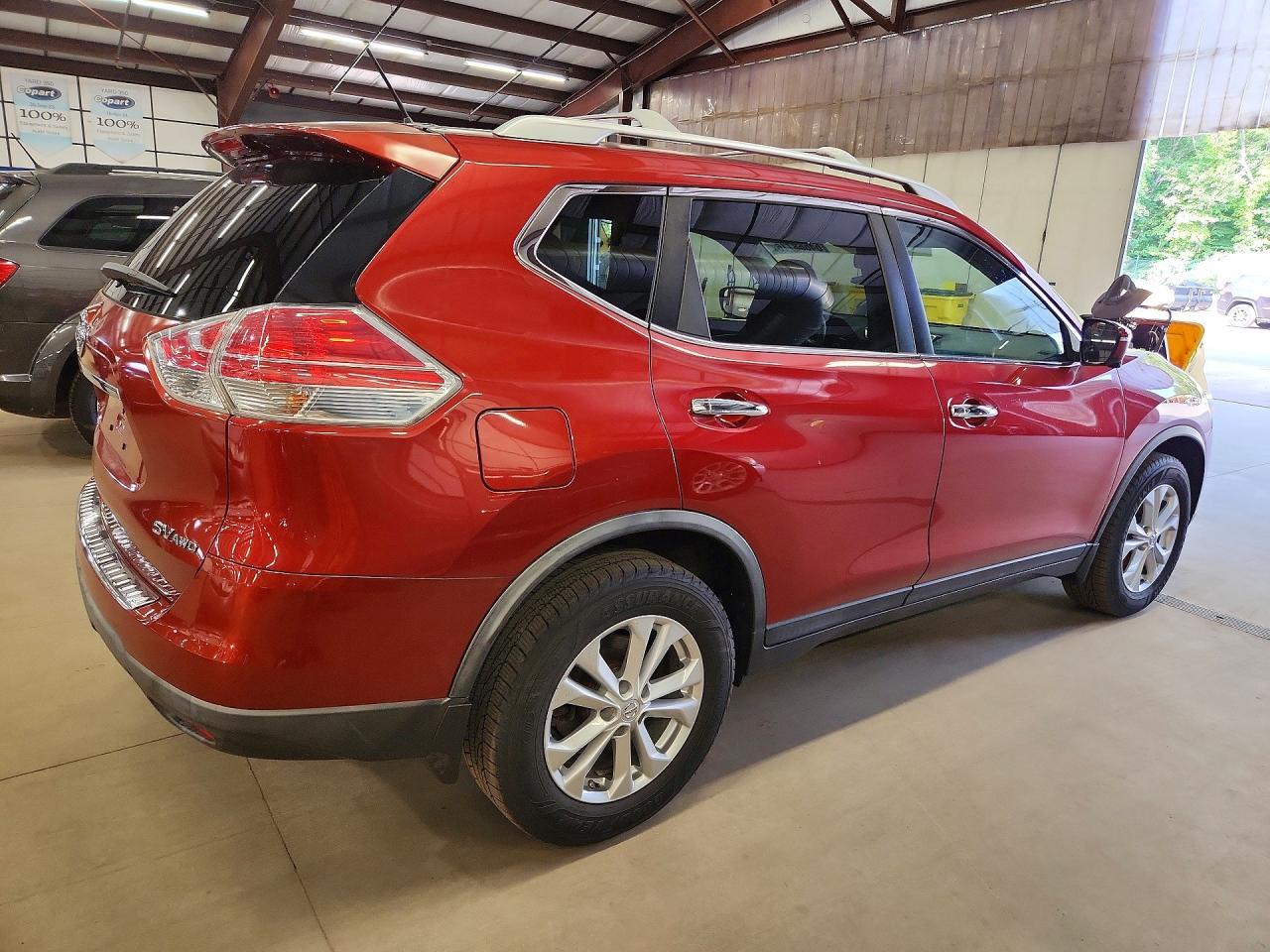 2016 Nissan Rogue, SV