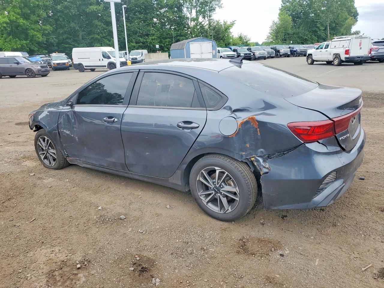 2022 KIA Forte, Lxs