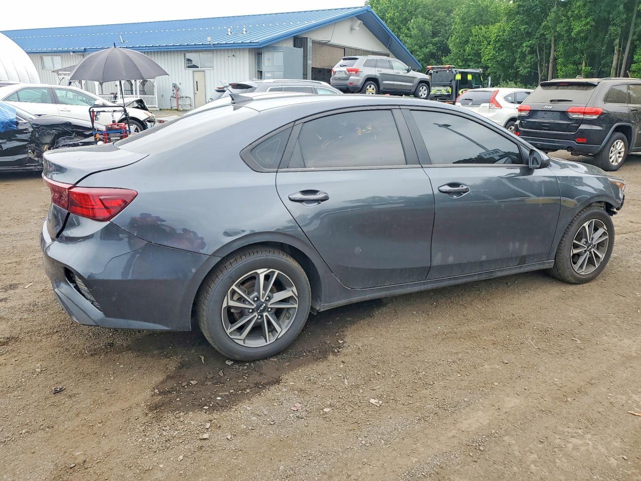 2022 KIA Forte, Lxs