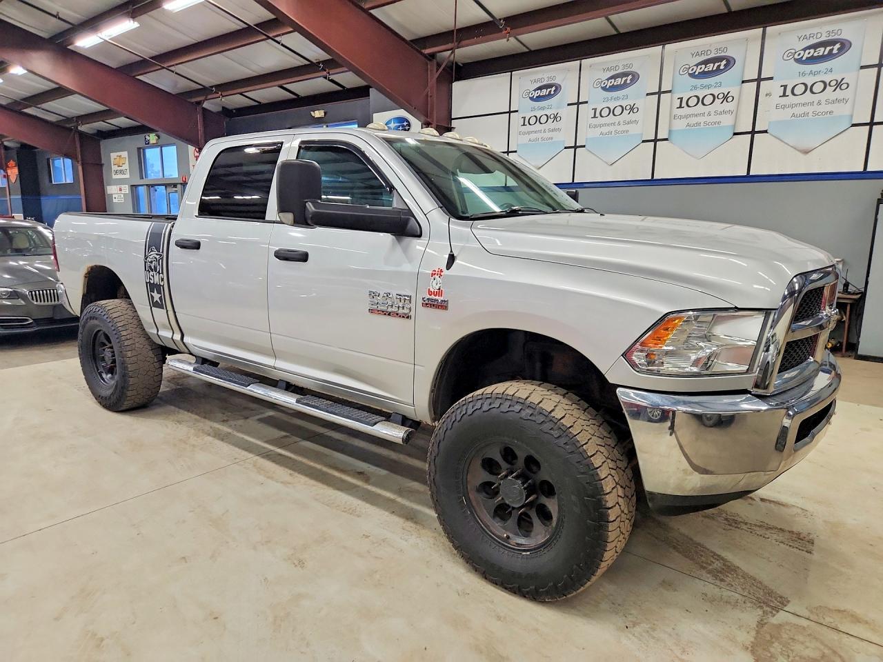 2016 RAM 2500, ST