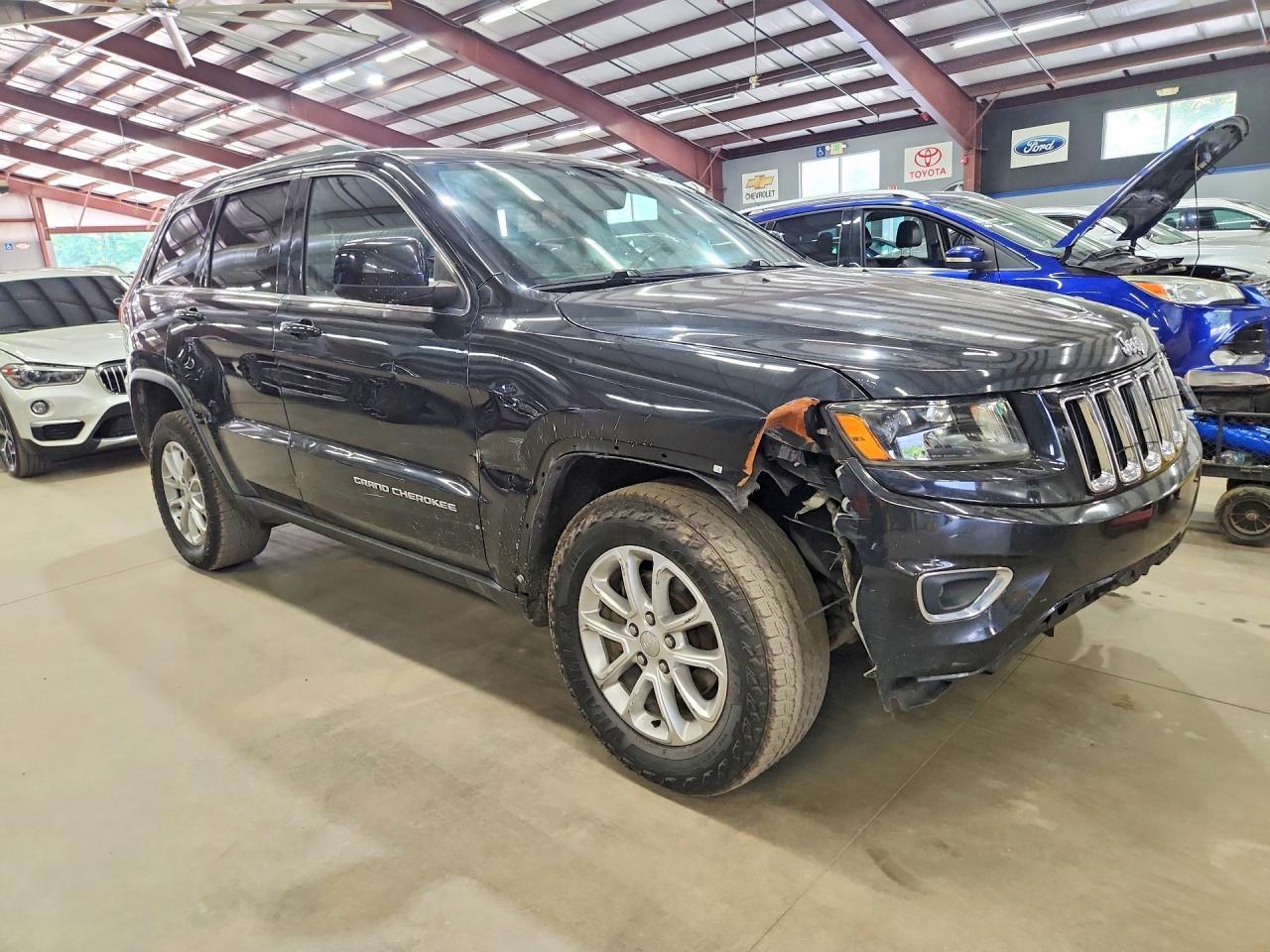 2015 Jeep Grand Cherokee, Laredo