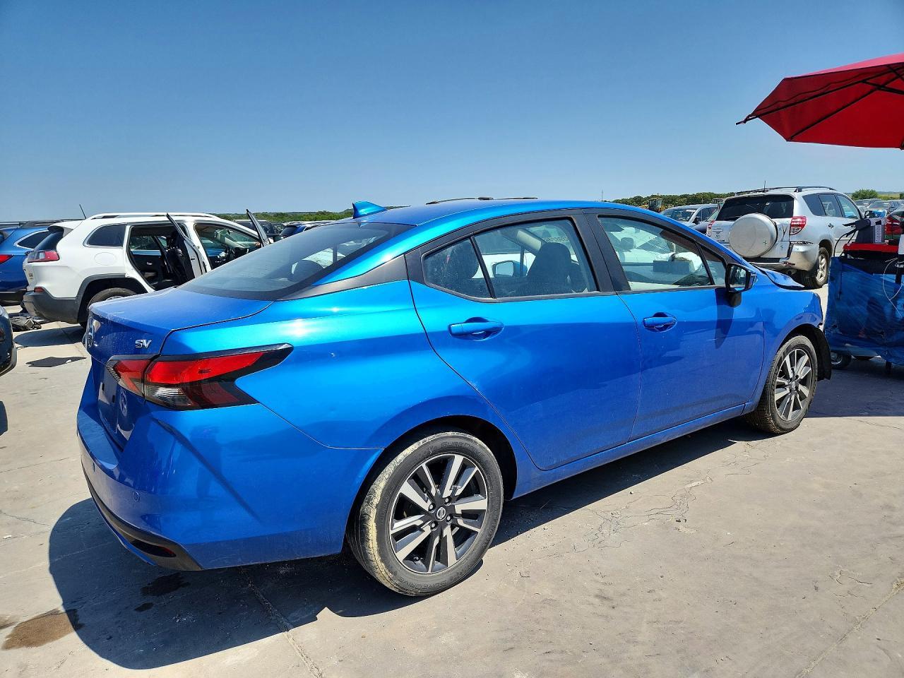 2021 Nissan Versa, SV