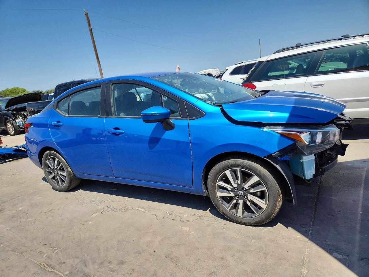 2021 Nissan Versa, SV