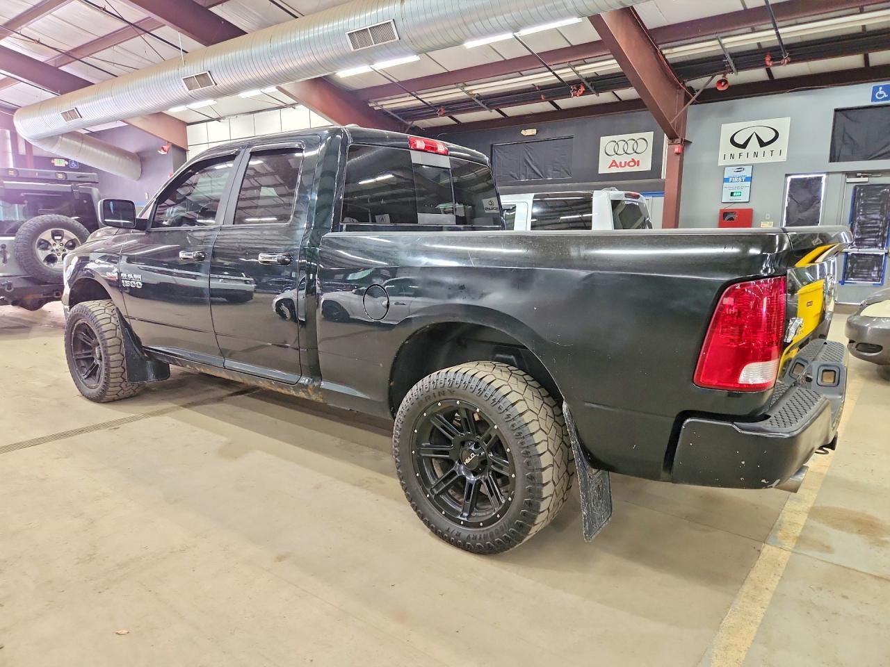 2016 RAM 1500, Slt