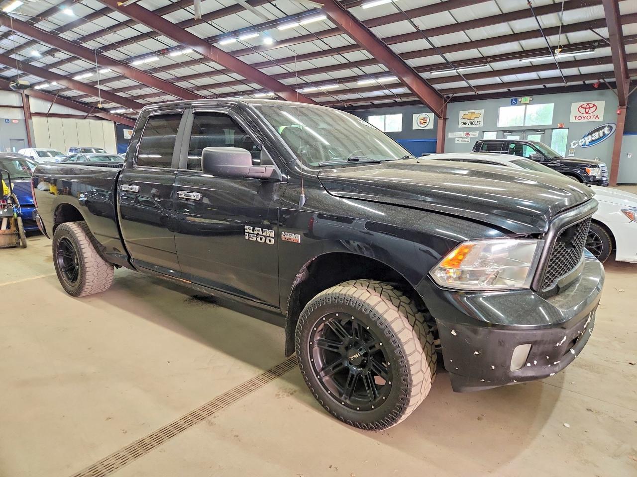 2016 RAM 1500, Slt