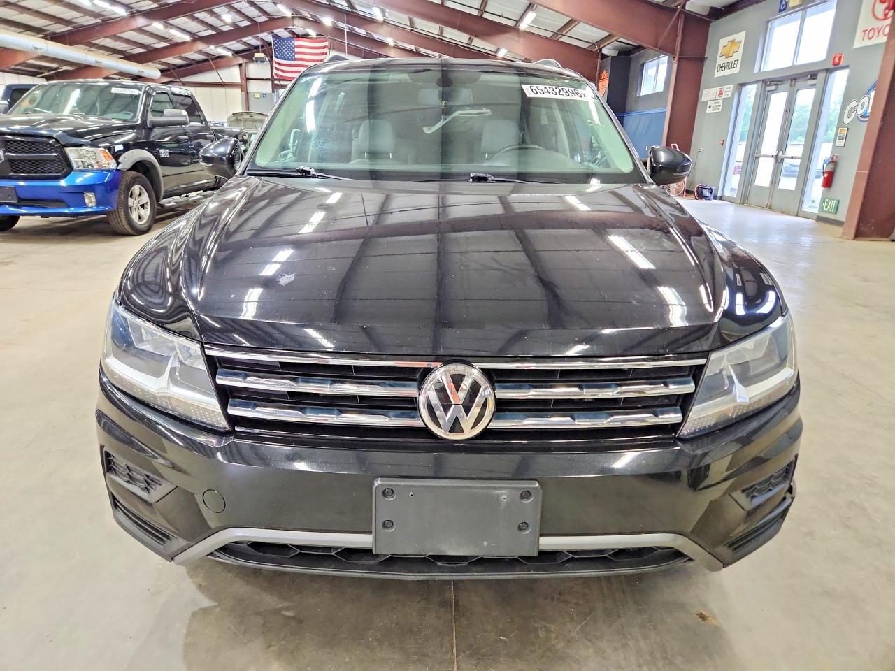 2020 Volkswagen Tiguan, SE