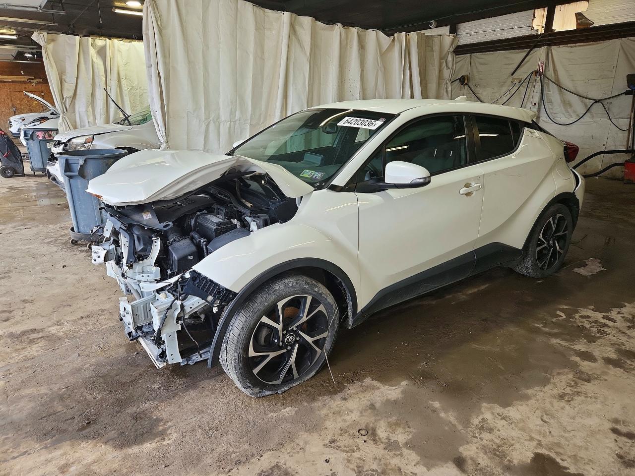 2019 Toyota C-HR, Xle