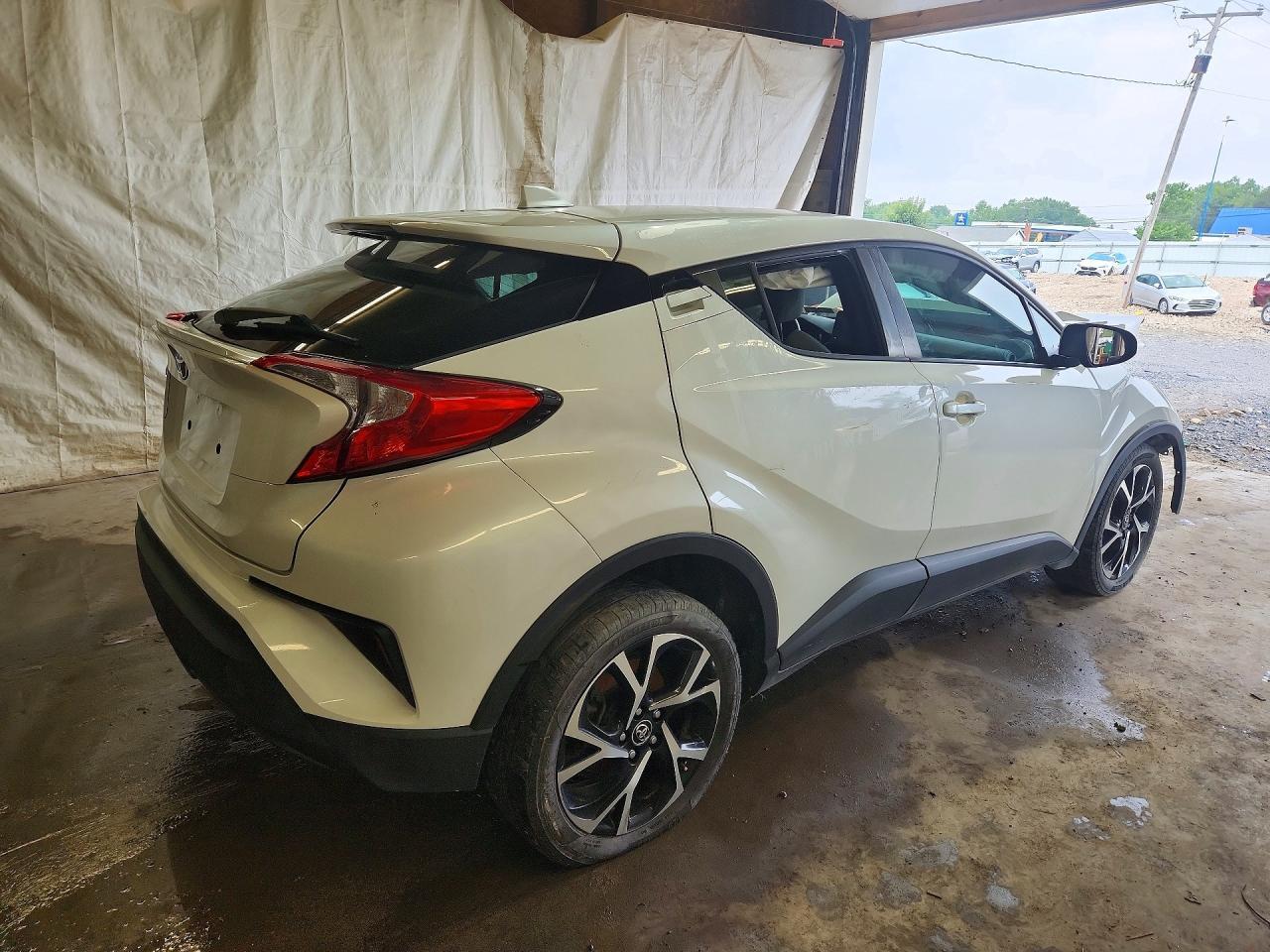 2019 Toyota C-HR, Xle