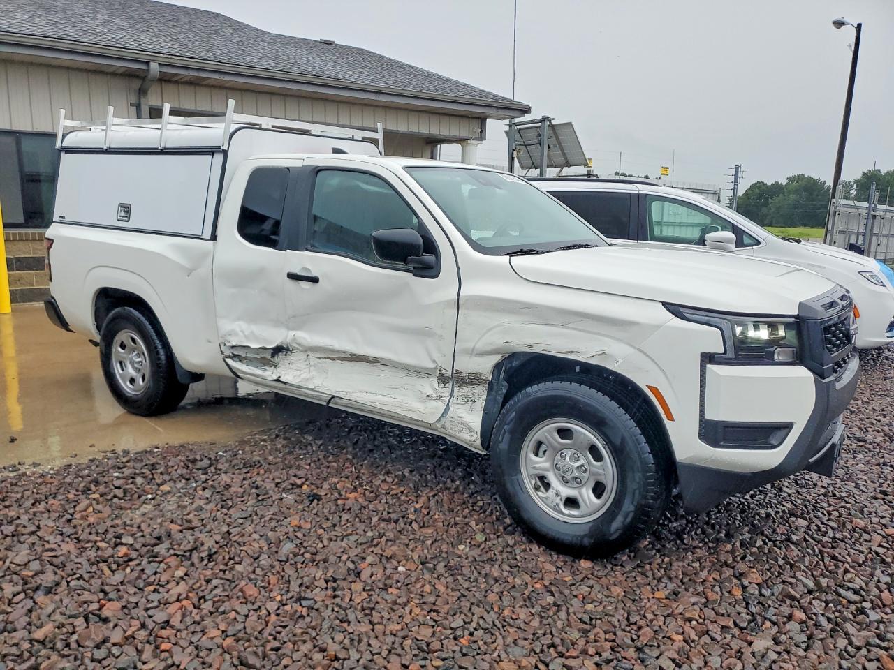 2026 Nissan Frontier, S