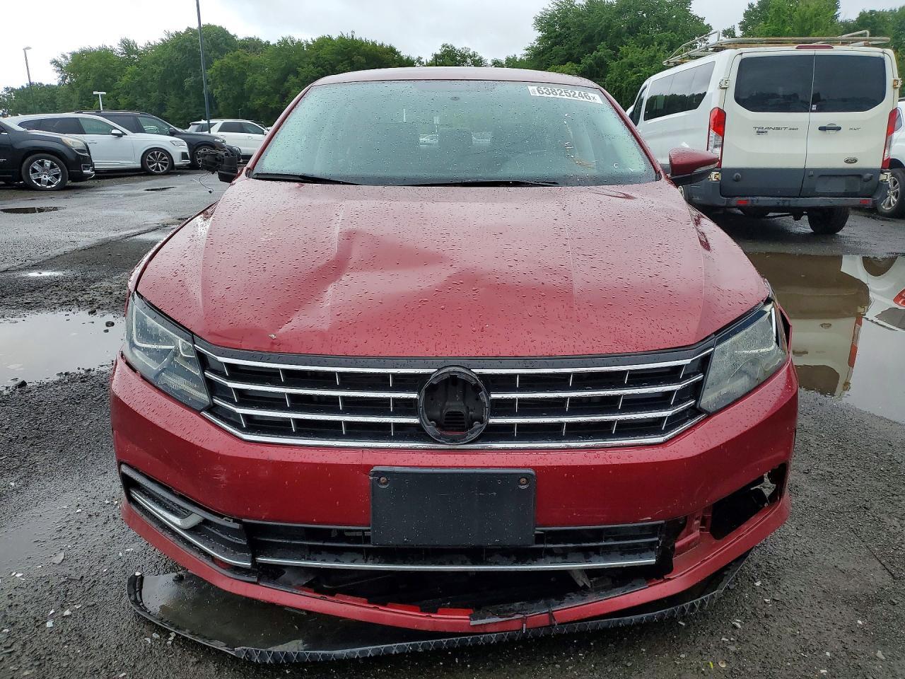 2016 Volkswagen Passat, S