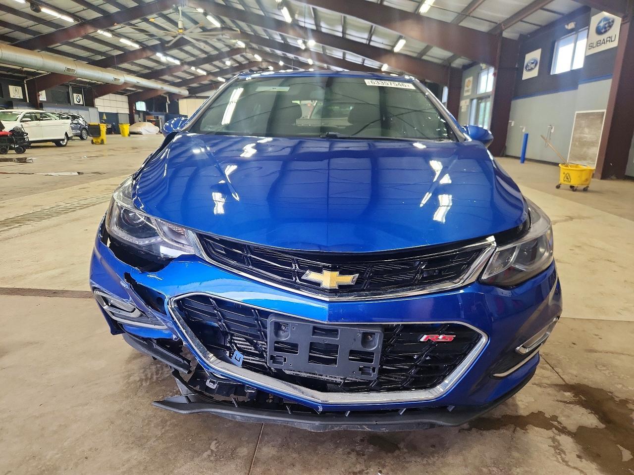 2017 Chevrolet Cruze, LT