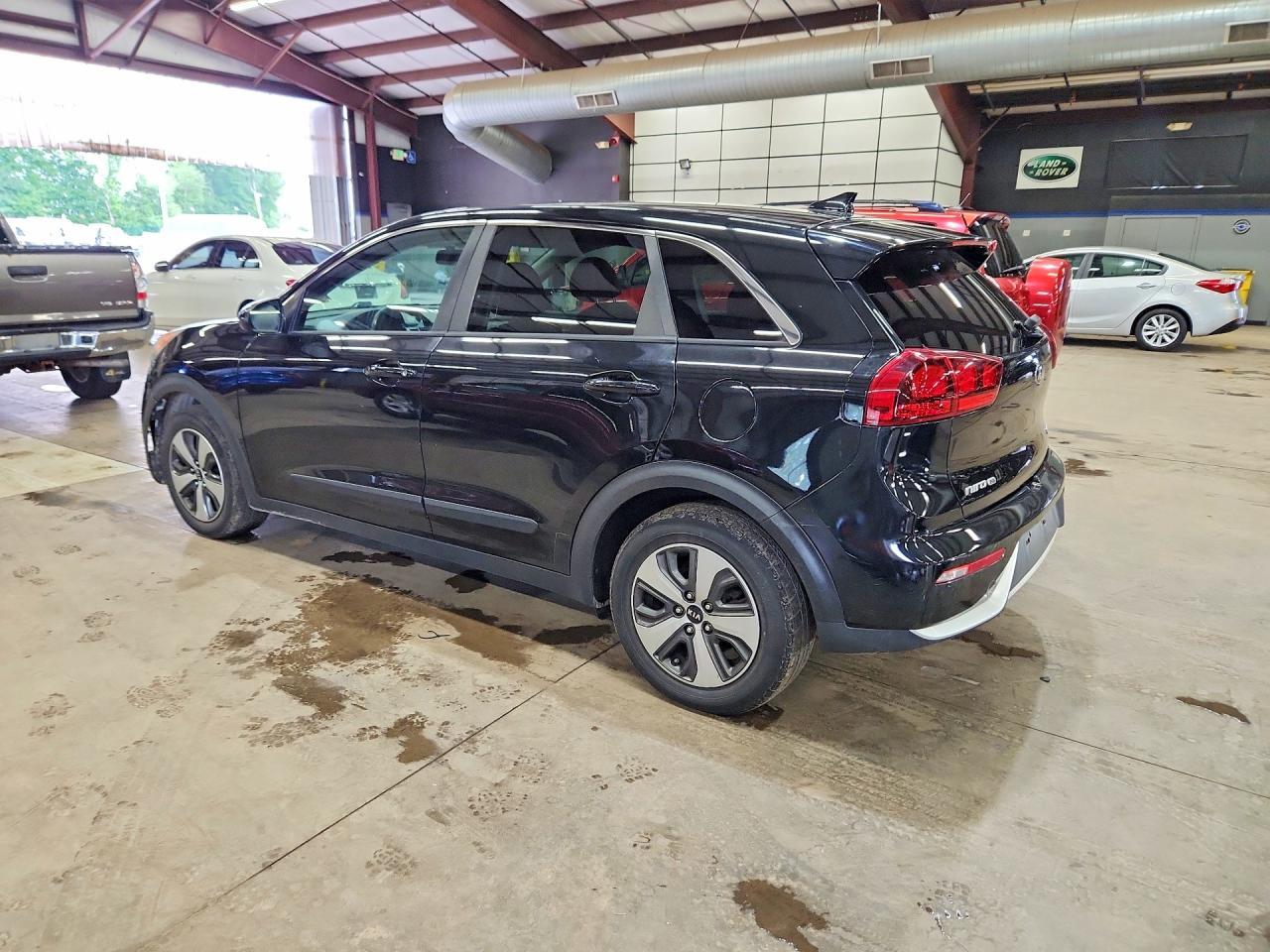 2017 KIA Niro, FE