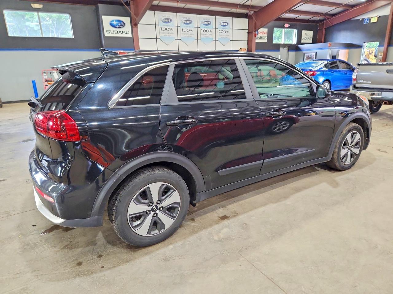 2017 KIA Niro, FE