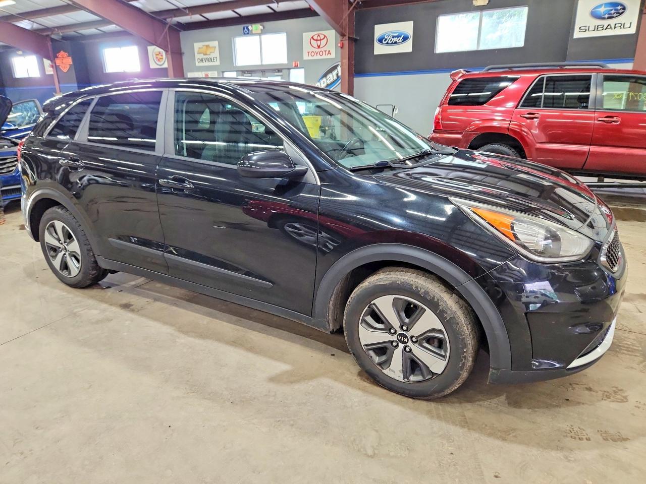 2017 KIA Niro, FE