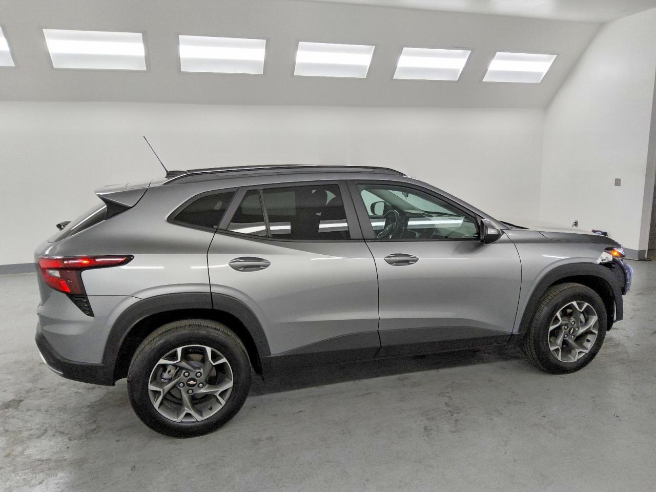 2025 Chevrolet Trax, 1LT