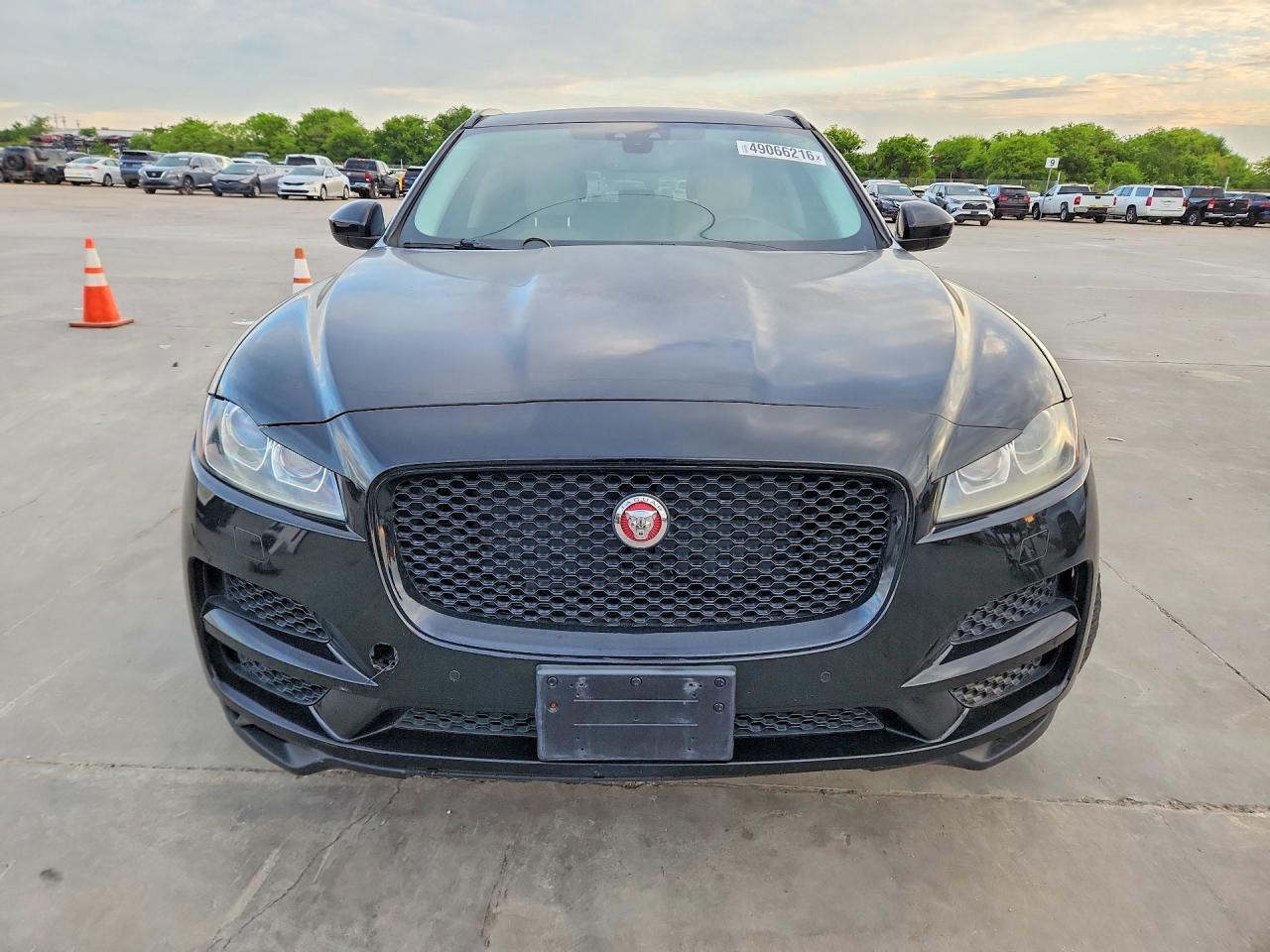 2018 Jaguar F-Pace, Premium