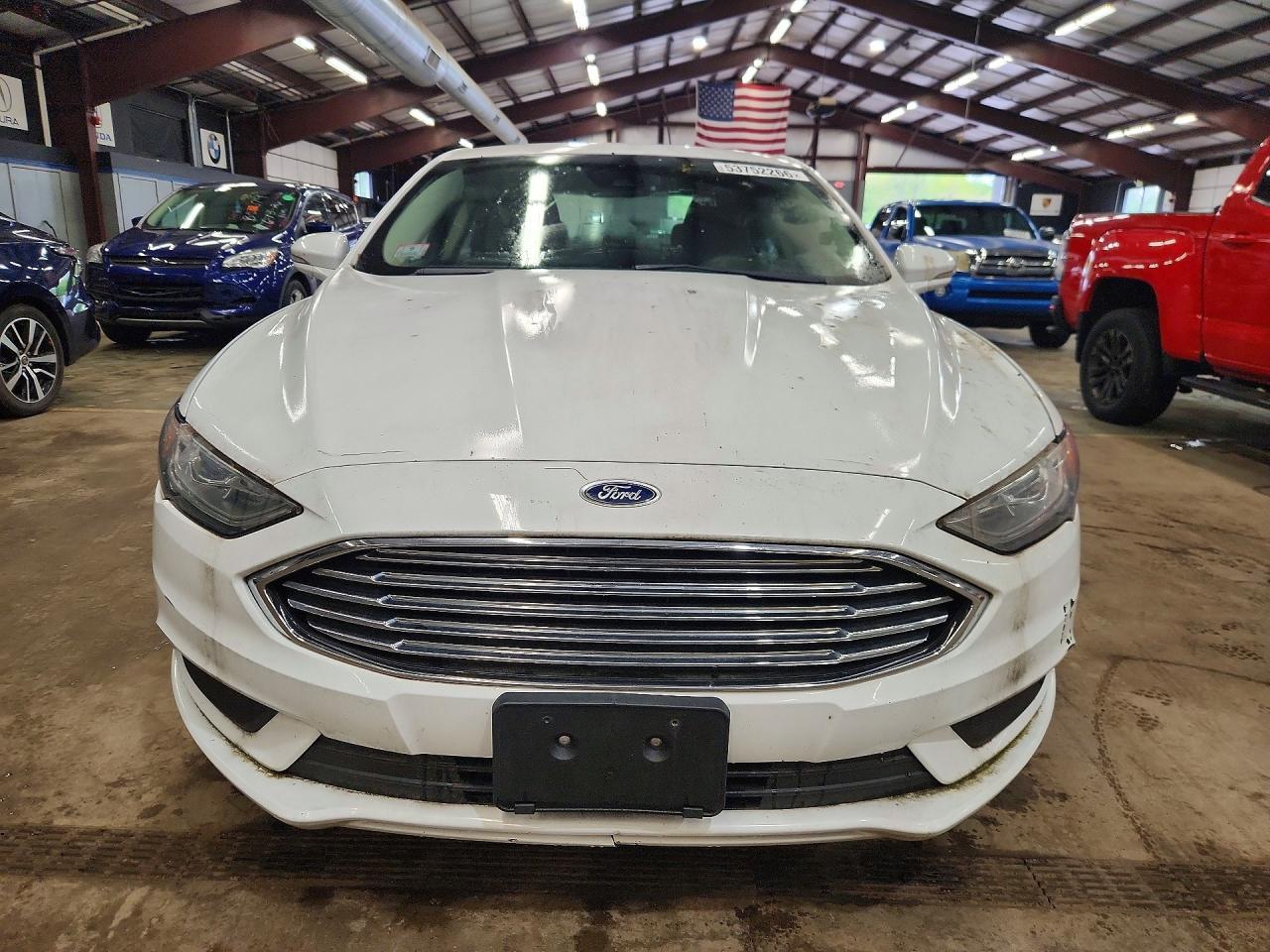 2018 Ford Fusion, SE