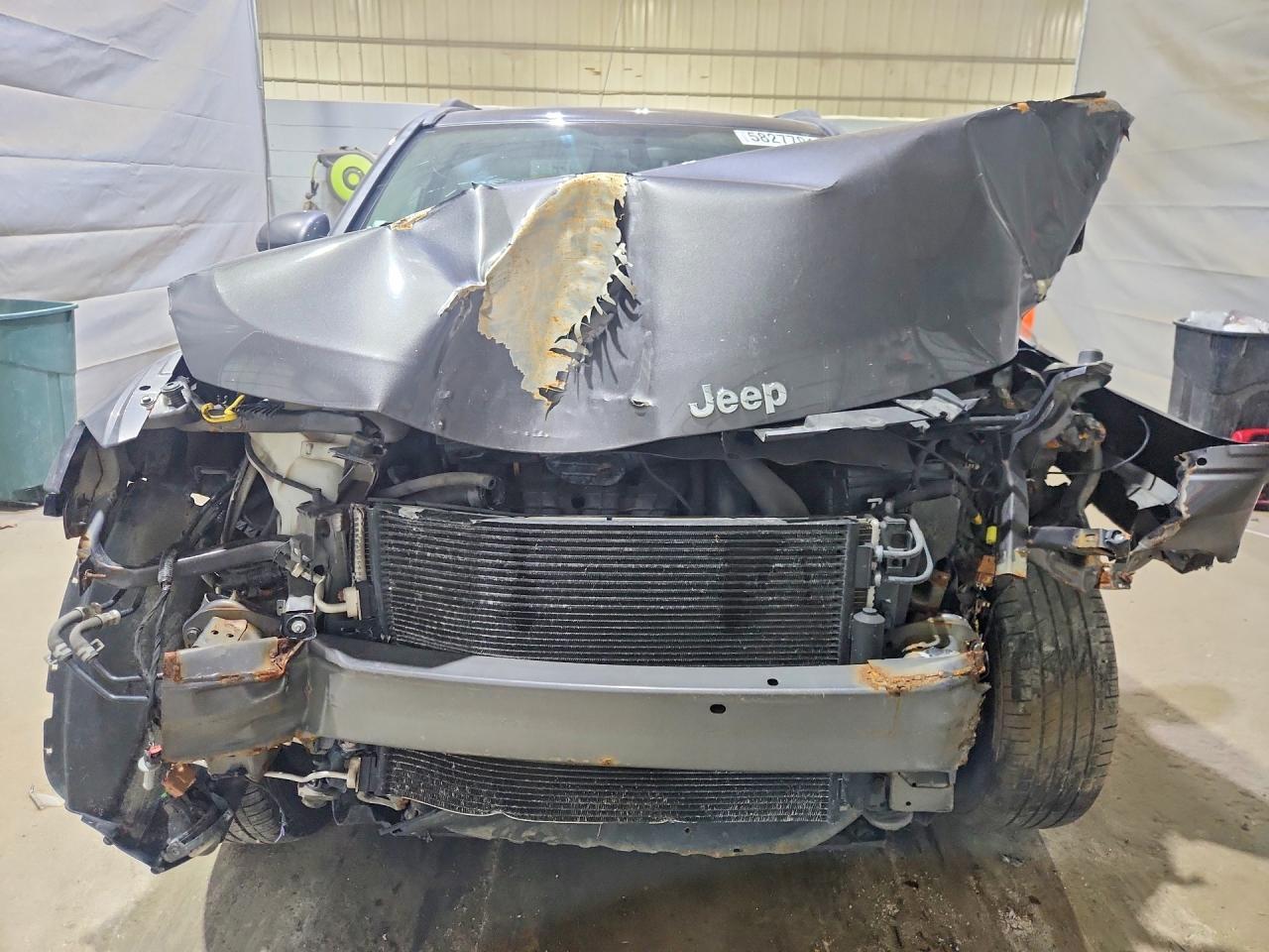 2016 Jeep Compass, Latitude