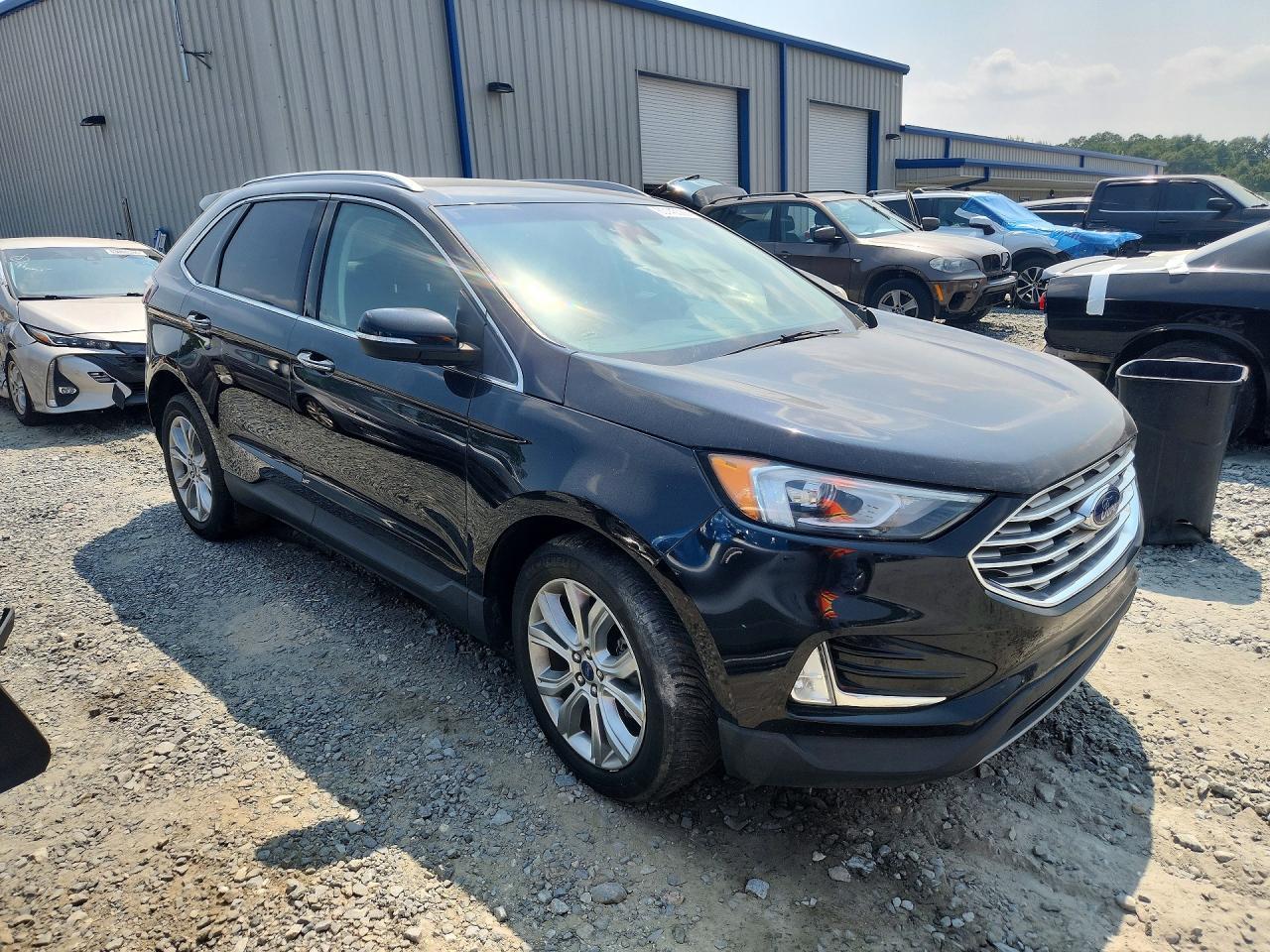 2019 Ford Edge, Titanium