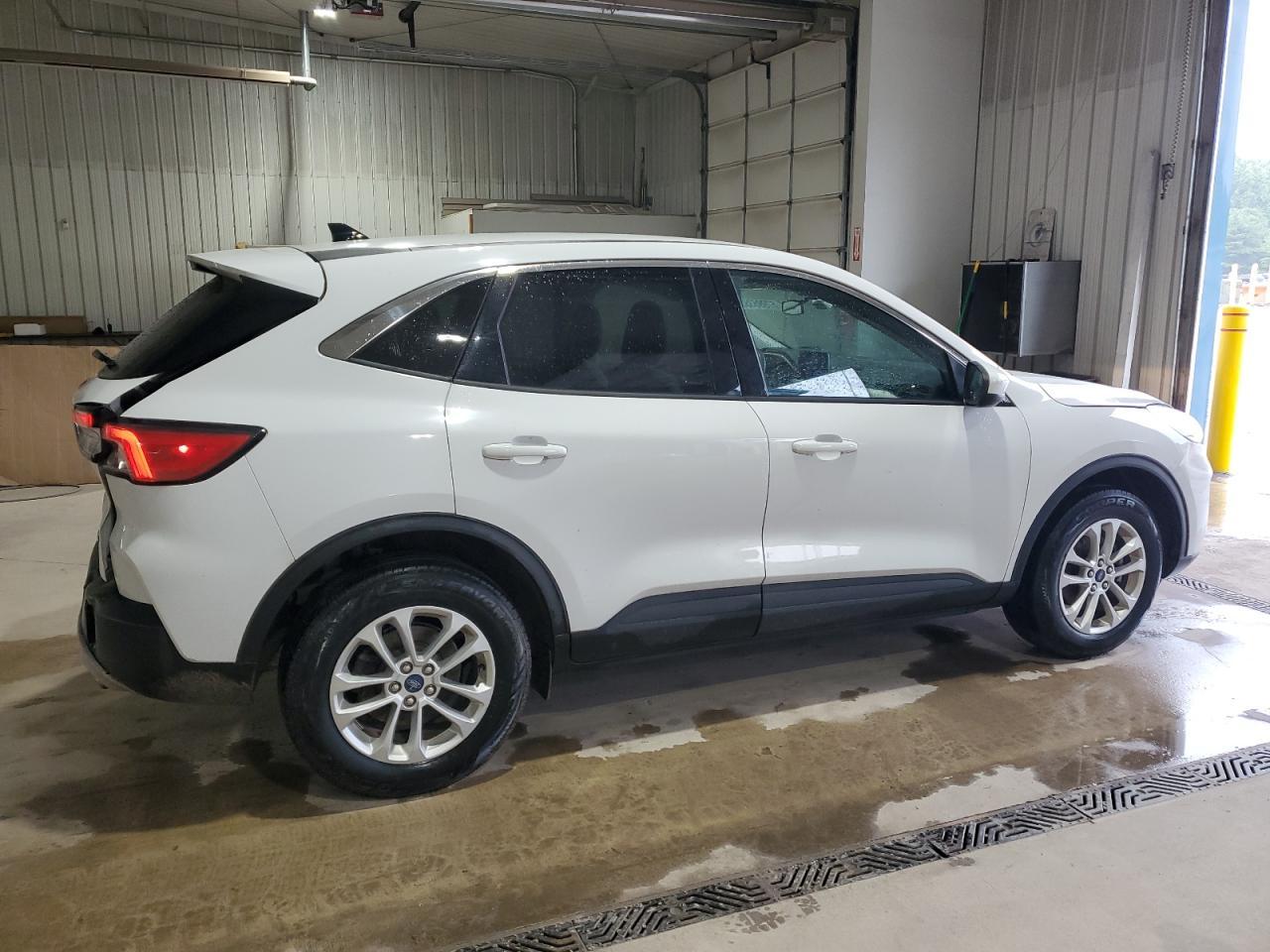 2020 Ford Escape, SE