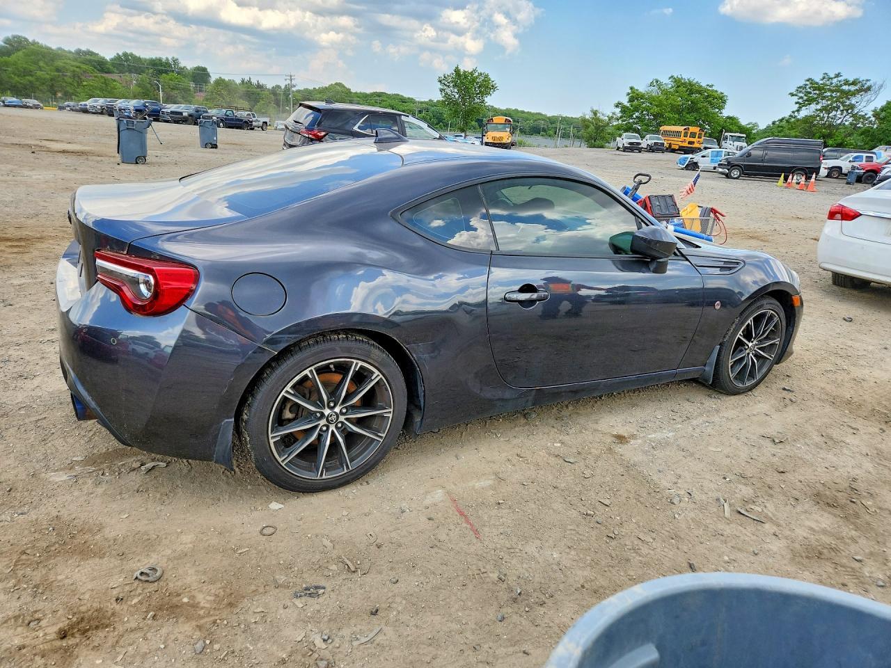 2017 Toyota 86, Base