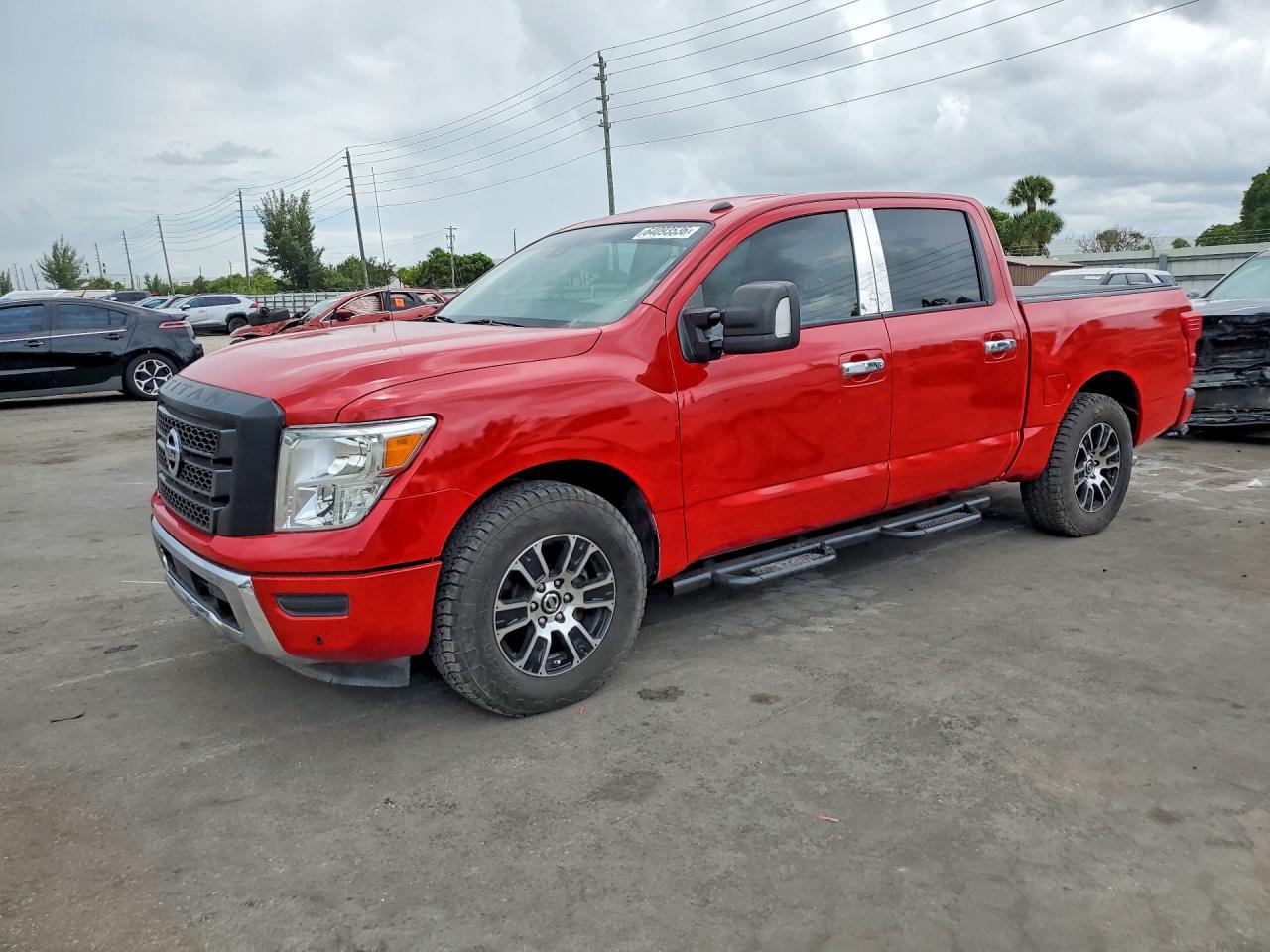 2021 Nissan Titan, SV