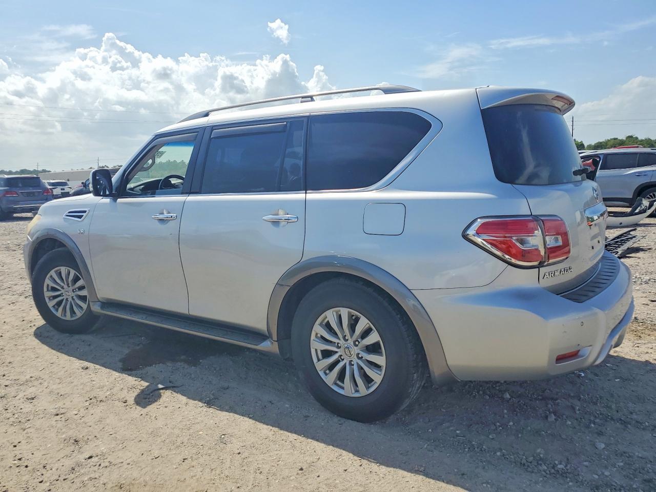 2017 Nissan Armada, SV