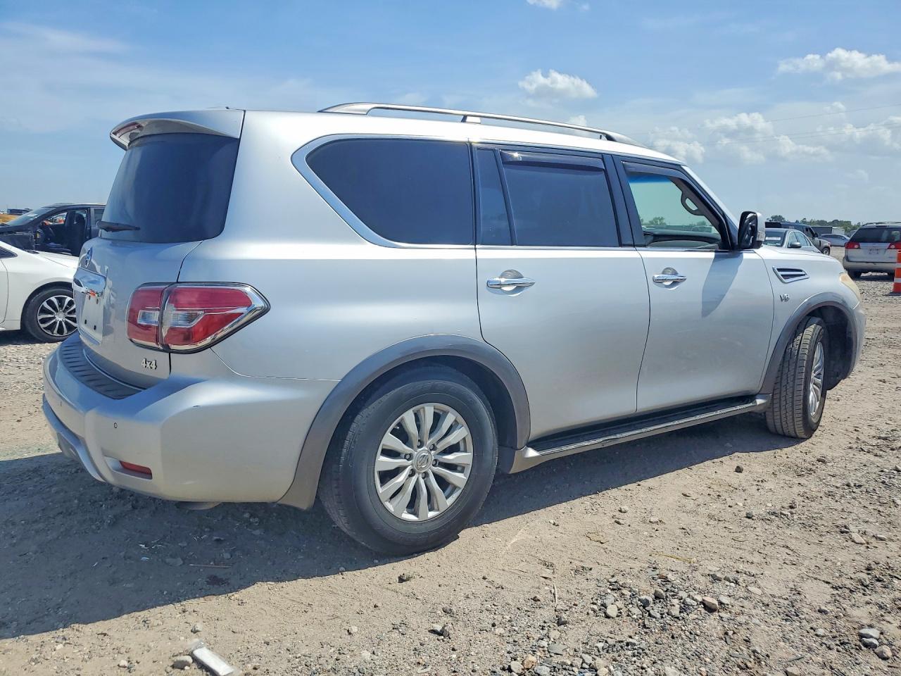 2017 Nissan Armada, SV