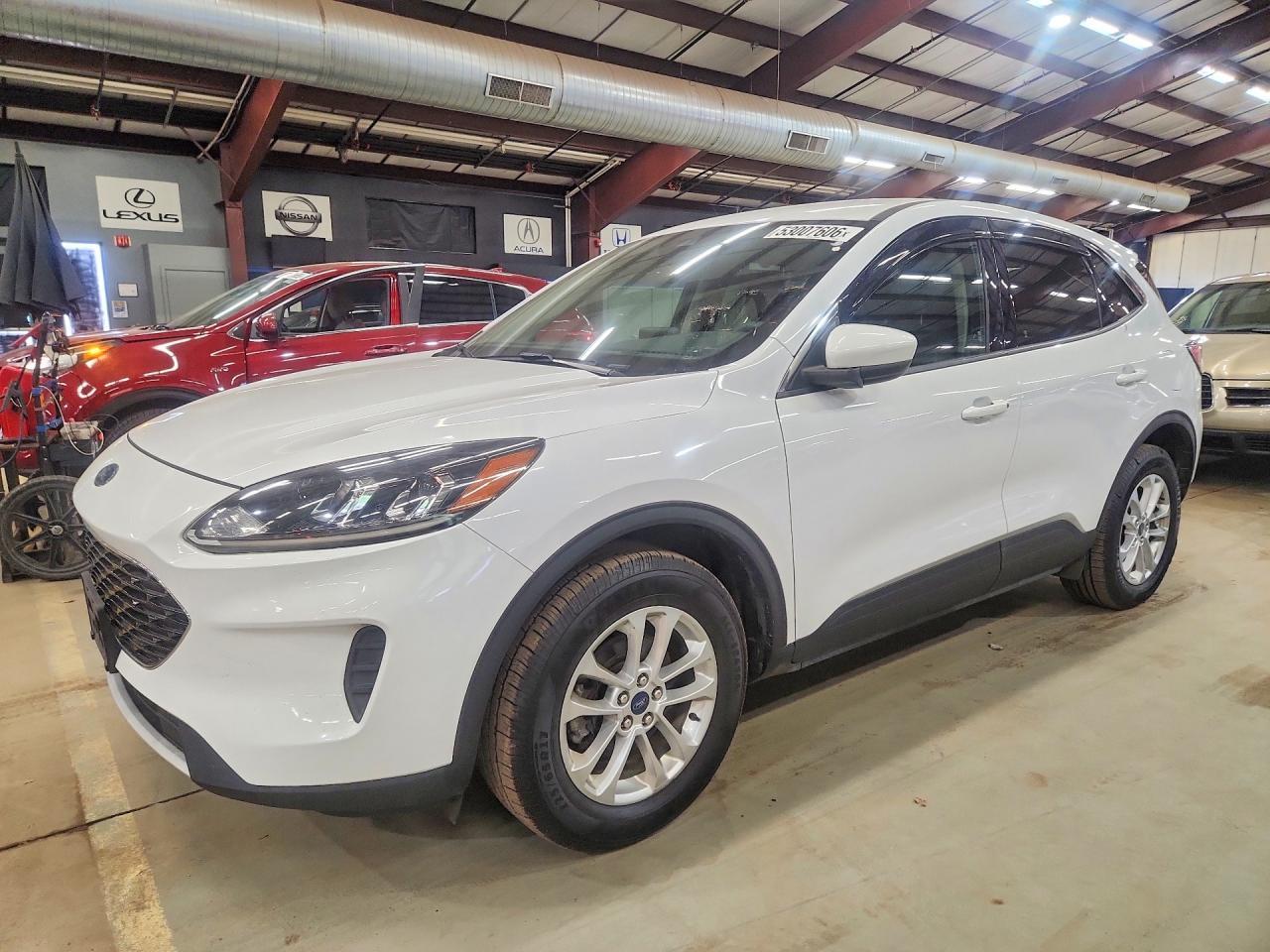 2020 Ford Escape, SE