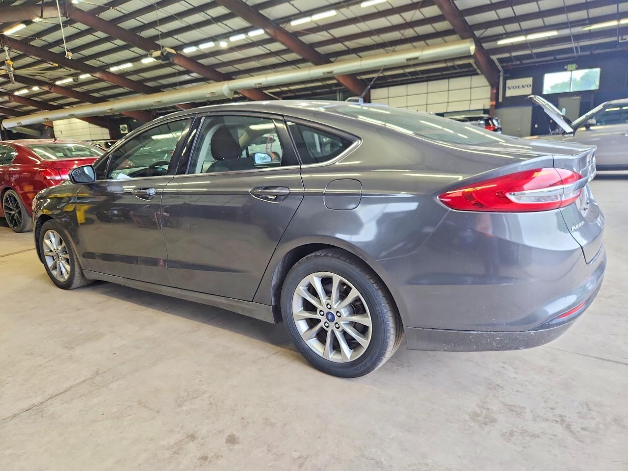 2017 Ford Fusion, SE
