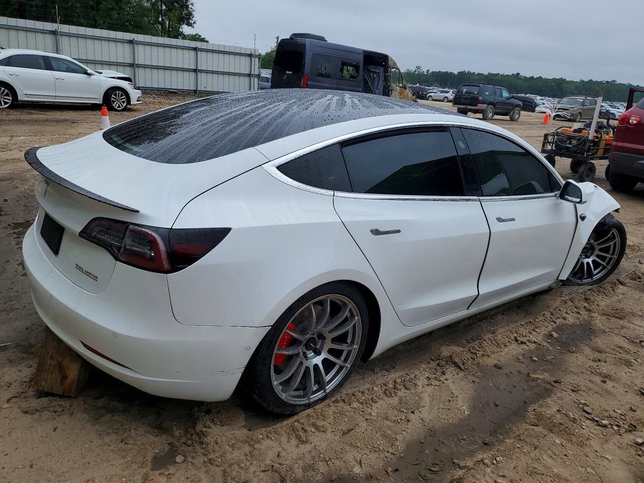 2020 Tesla MODEL 3