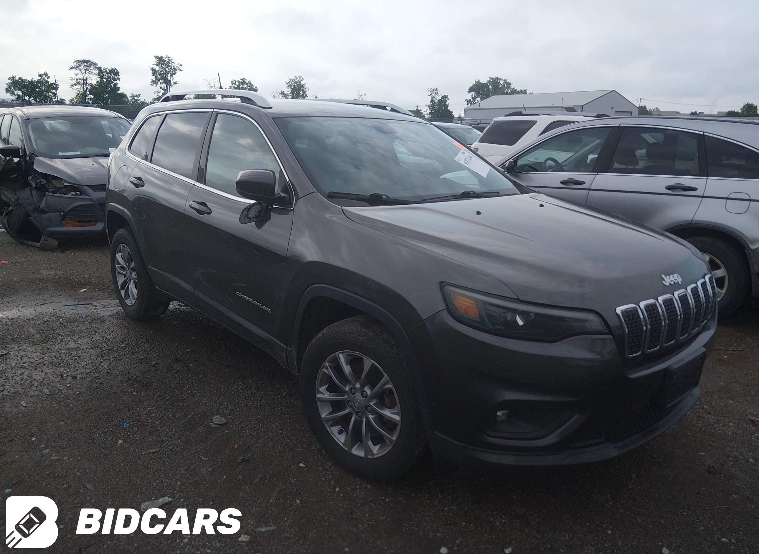 2019 Jeep Cherokee, Latitude...