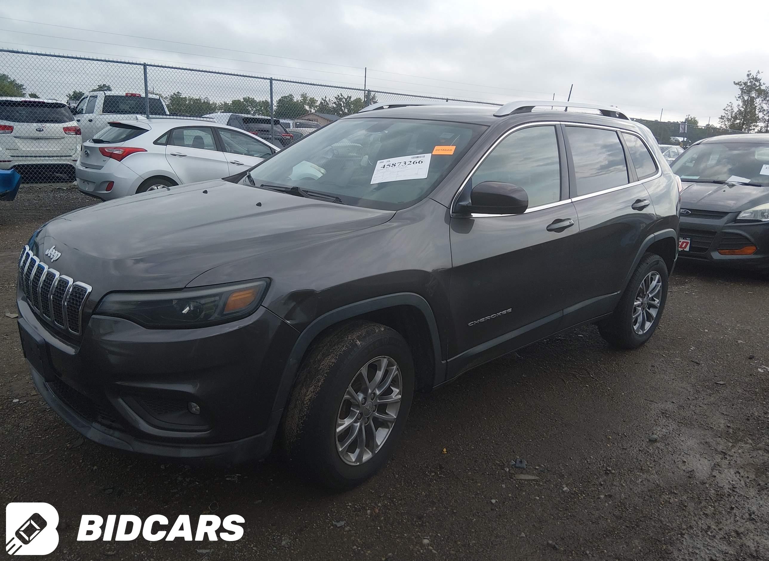 2019 Jeep Cherokee, Latitude...
