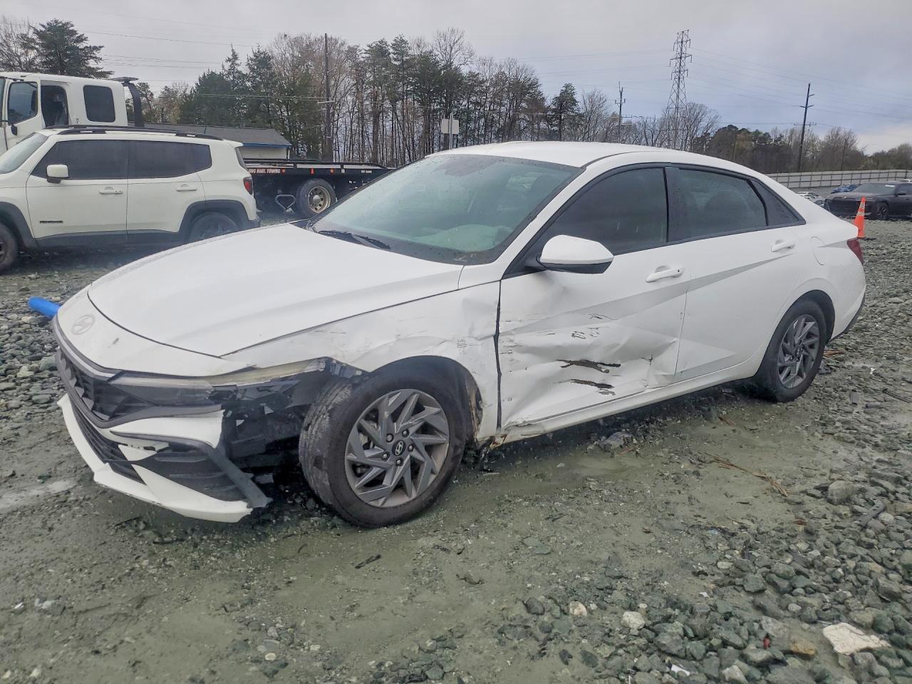2024 Hyundai Elantra, Sel