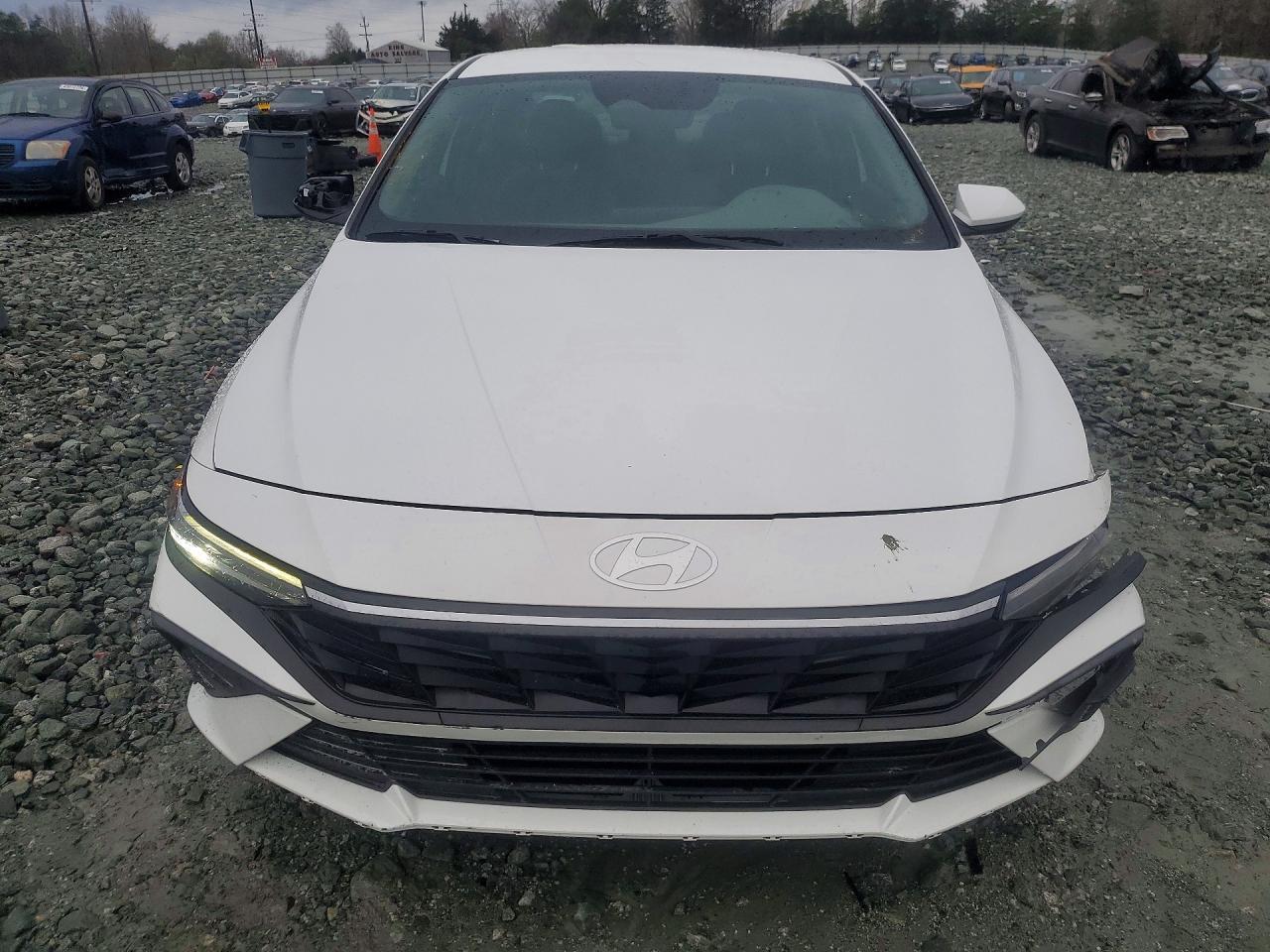 2024 Hyundai Elantra, Sel