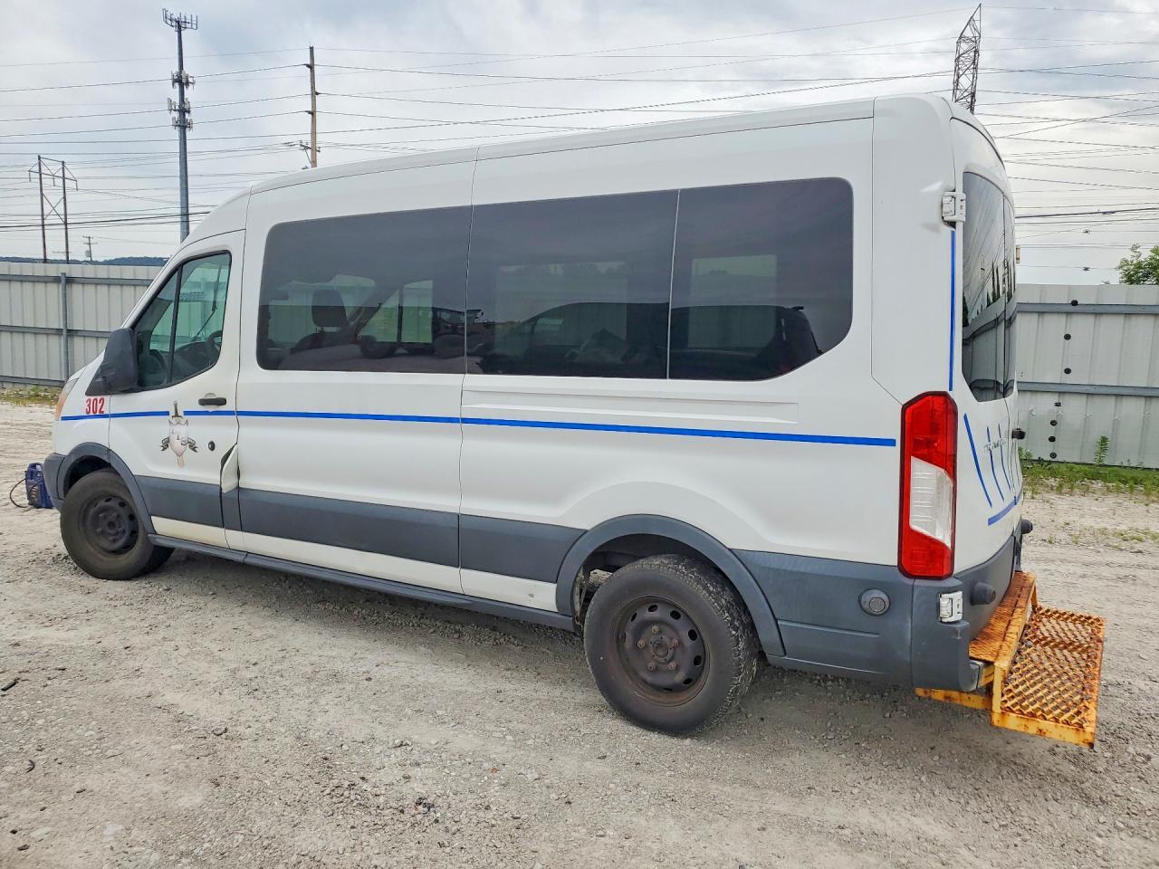 2016 Ford Transit, T-350