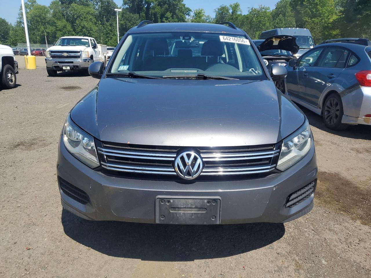 2016 Volkswagen Tiguan, S