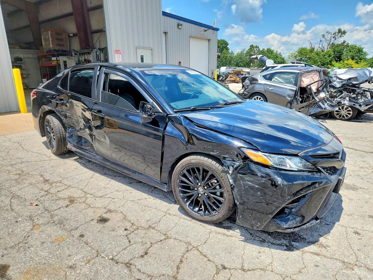 2019 Toyota Camry, SE