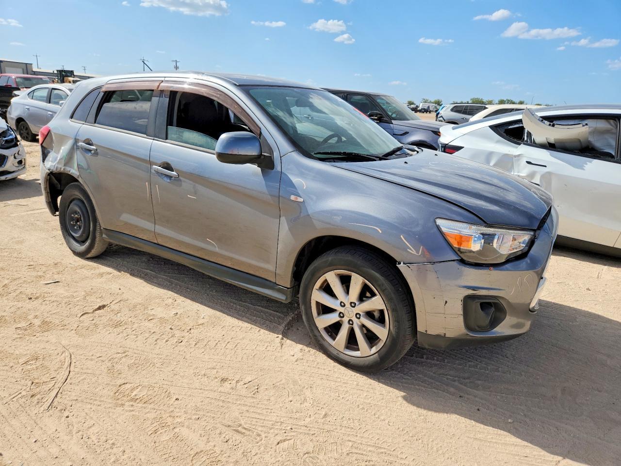 2015 Mitsubishi Outlander, ES