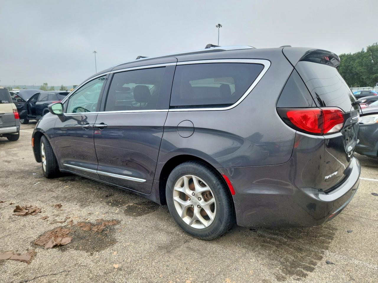 2018 Chrysler Pacifica, Touri...