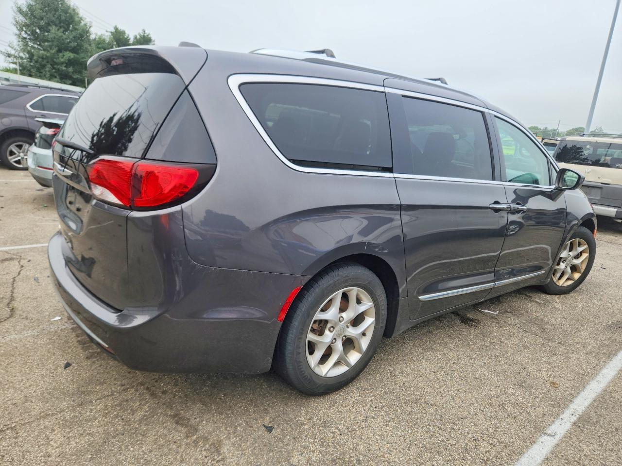 2018 Chrysler Pacifica, Touri...