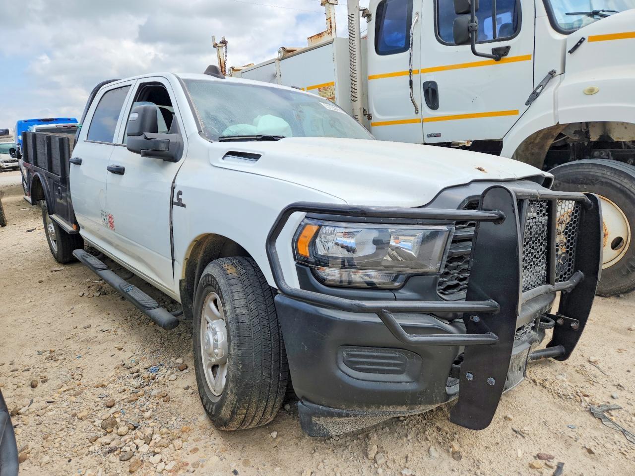 2024 RAM 3500, Tradesman