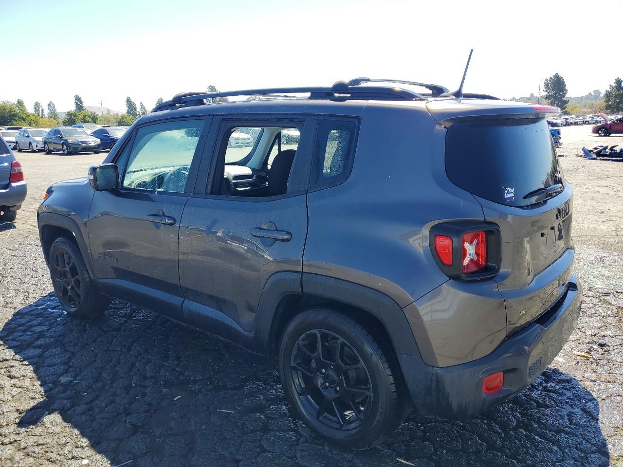 2020 Jeep Renegade, Latitude