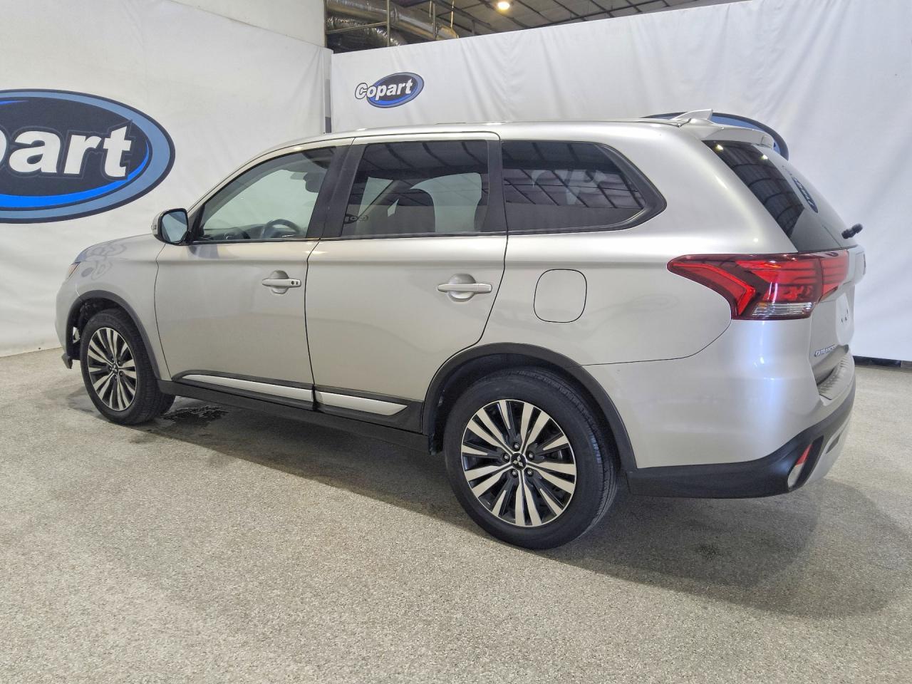 2020 Mitsubishi Outlander, Se...
