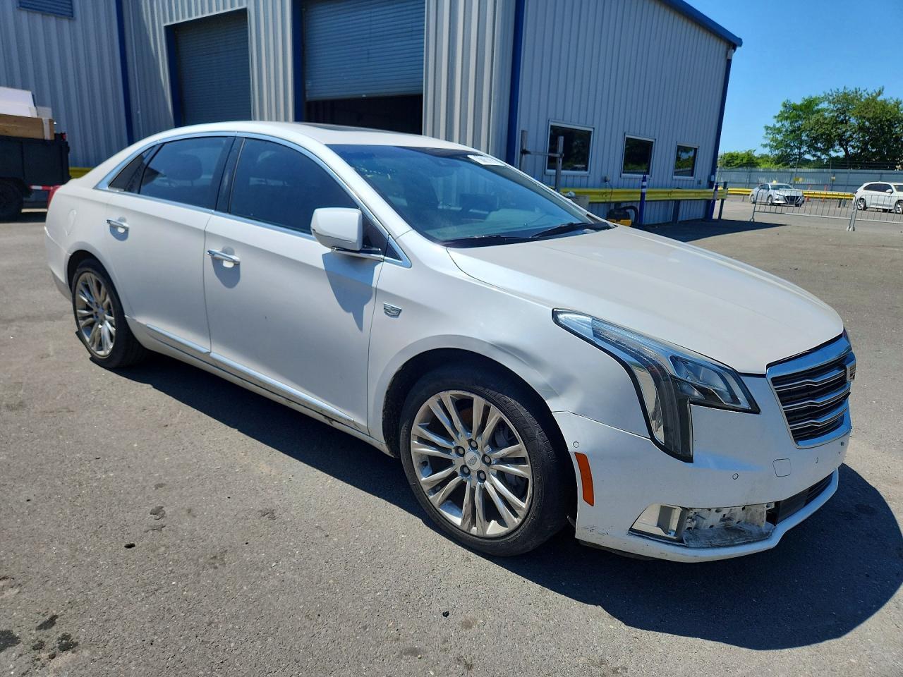 2018 Cadillac XTS, Luxury