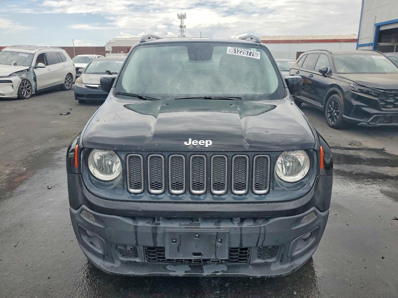 2017 Jeep Renegade, Latitude