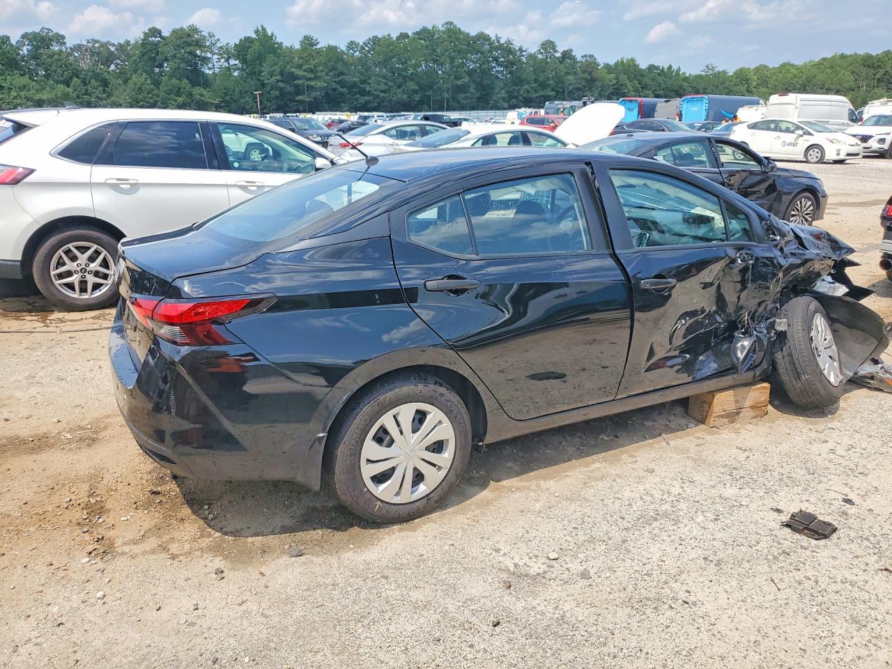 2025 Nissan Versa, S