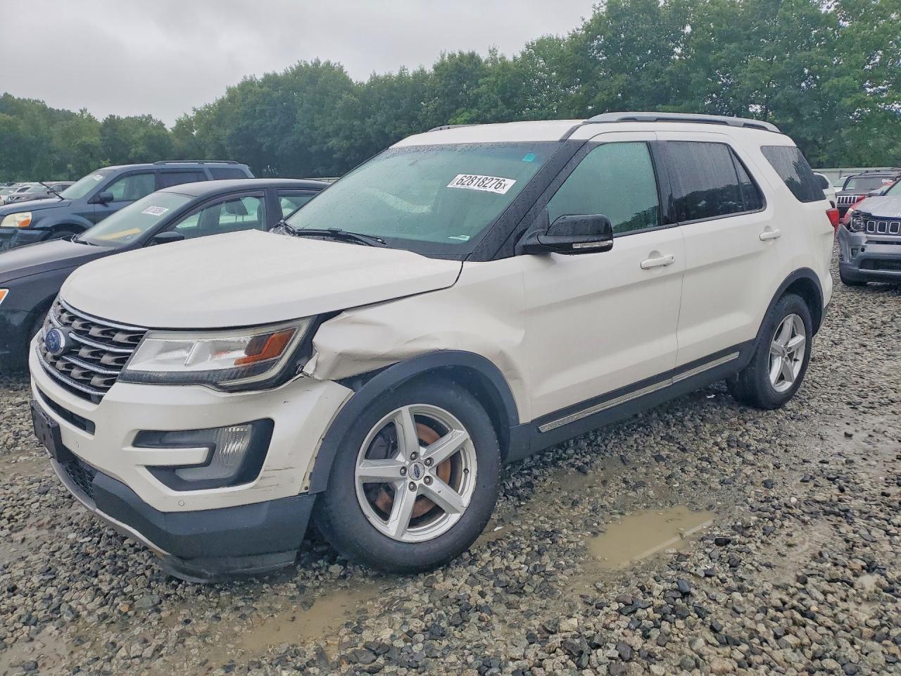 2016 Ford Explorer, Xlt